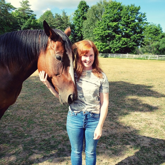 Meet your Posher, Natalie - Picture 1 of 1